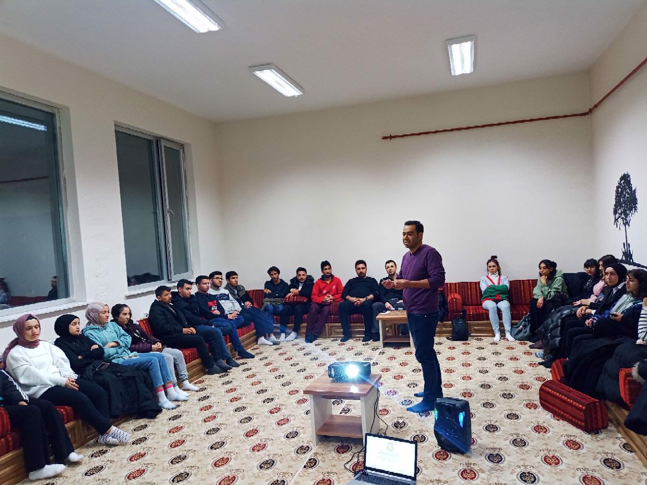 Bozkır Gençlik Merkezinde "Kariyer Günleri" Kapsamında Konferans Düzenlendi.